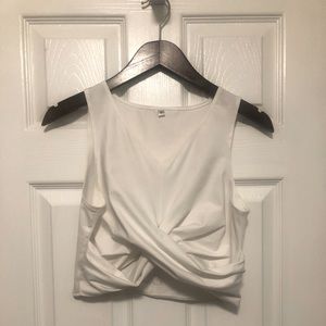 Kiava Level-Up Crop Top in M White